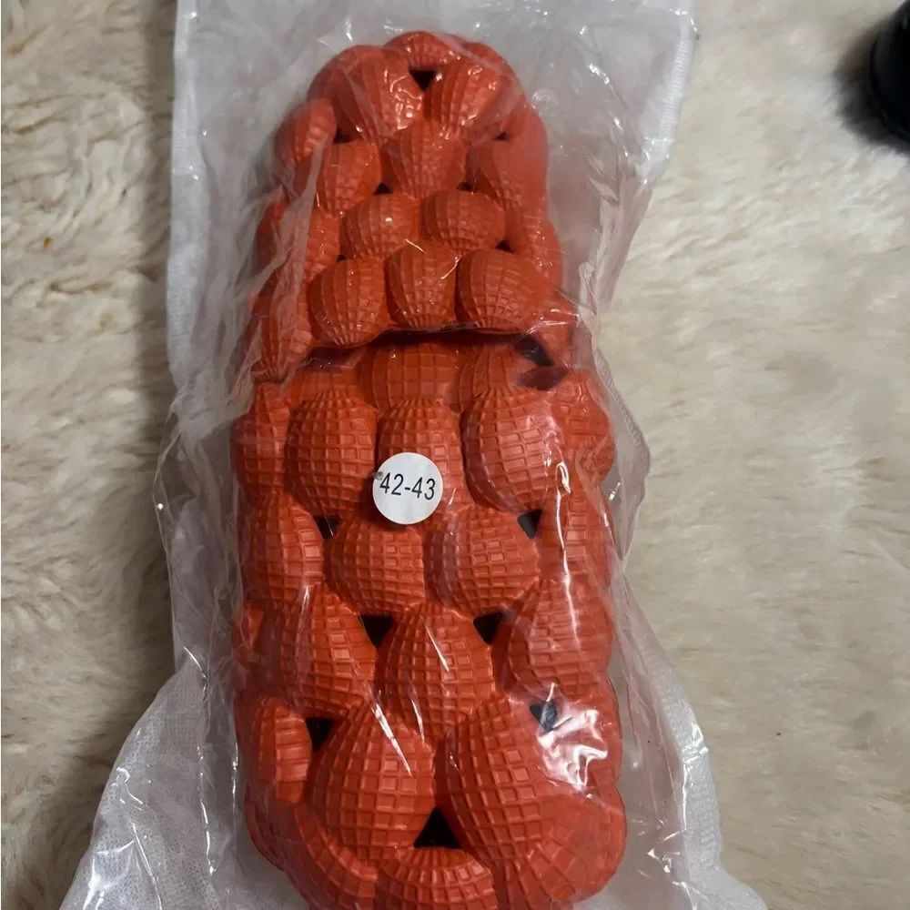 Amazon Orange Bubble Textured Mules - Picture 3 of 4